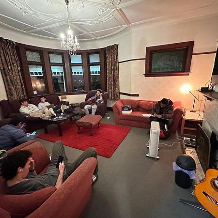 Manor House Backpackers Hostel Dunedin Ngoại thất bức ảnh