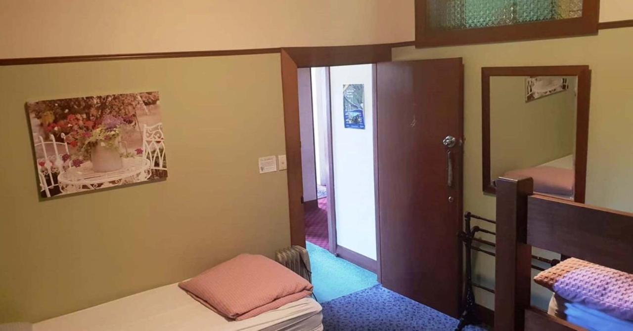 Manor House Backpackers Hostel Dunedin Ngoại thất bức ảnh