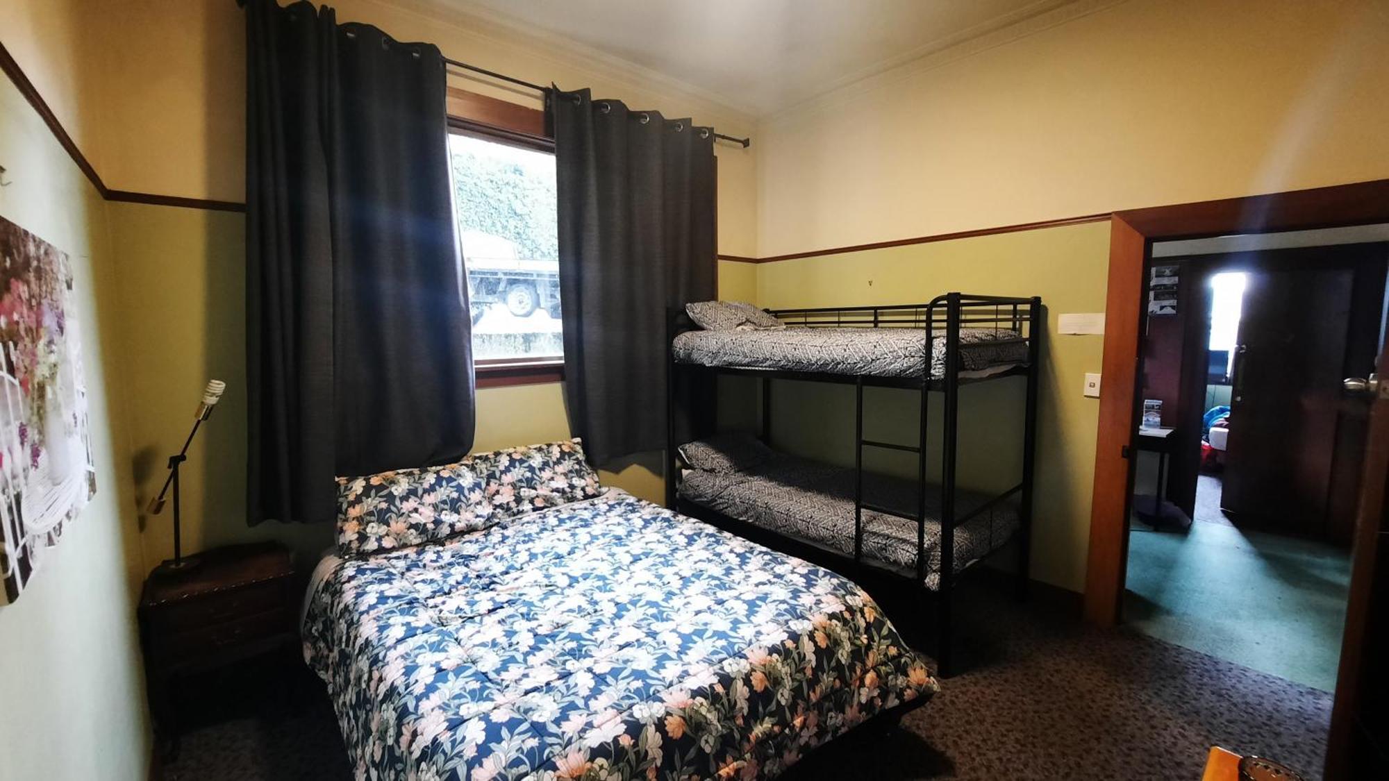 Manor House Backpackers Hostel Dunedin Ngoại thất bức ảnh