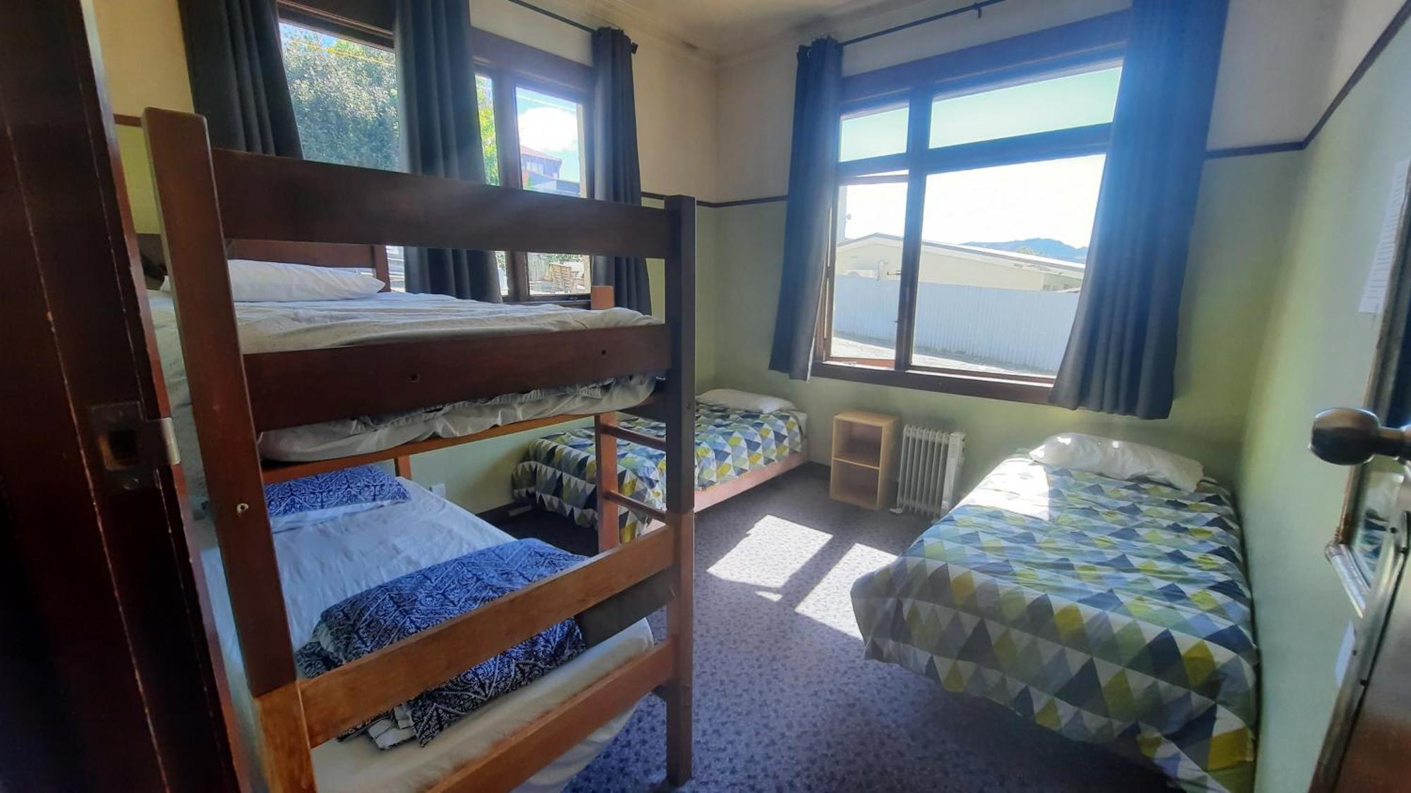 Manor House Backpackers Hostel Dunedin Ngoại thất bức ảnh