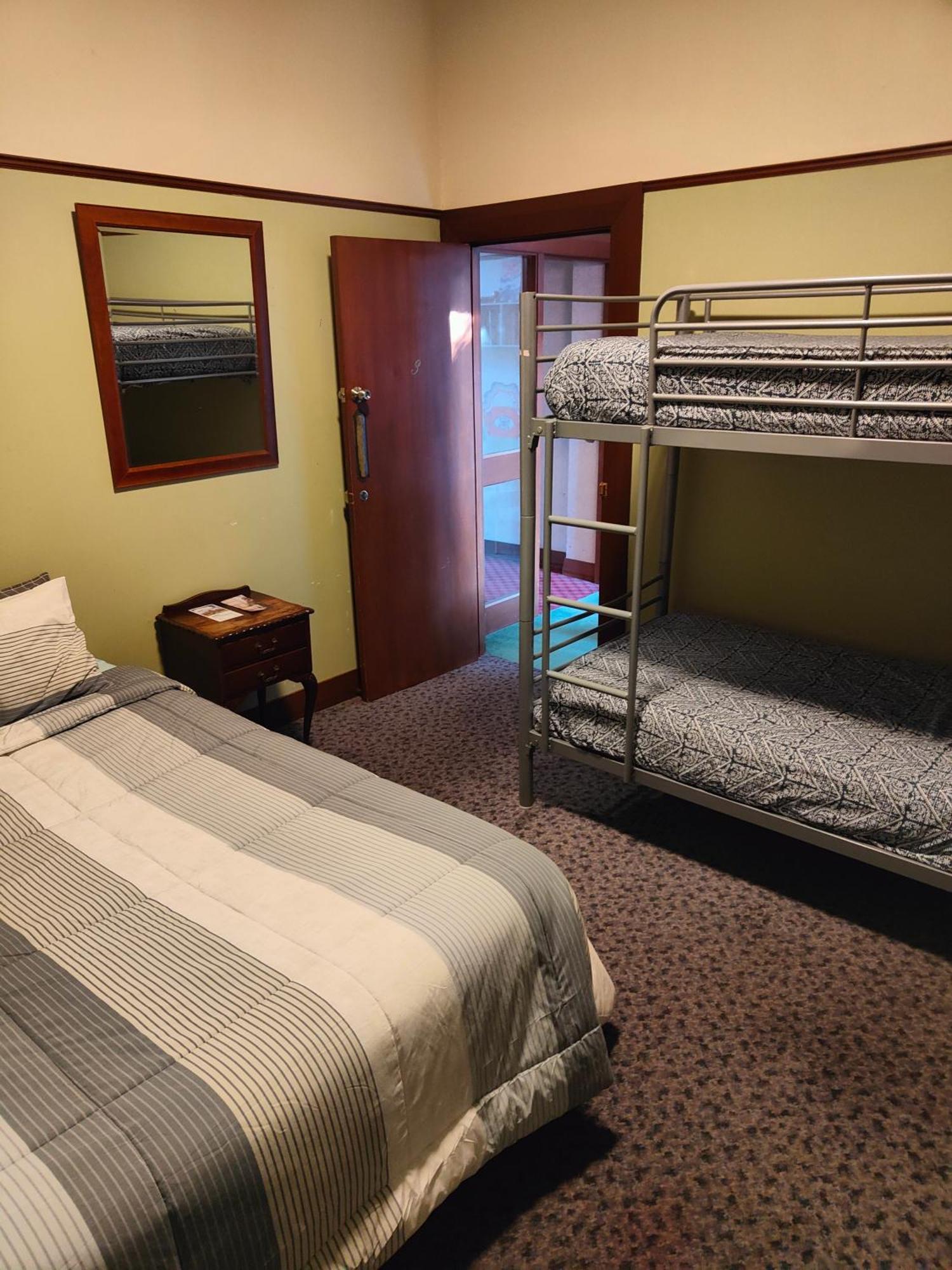 Manor House Backpackers Hostel Dunedin Ngoại thất bức ảnh